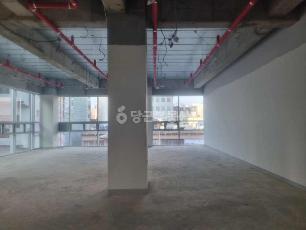 부산광역시 동래구 온천동 상가 사진 1