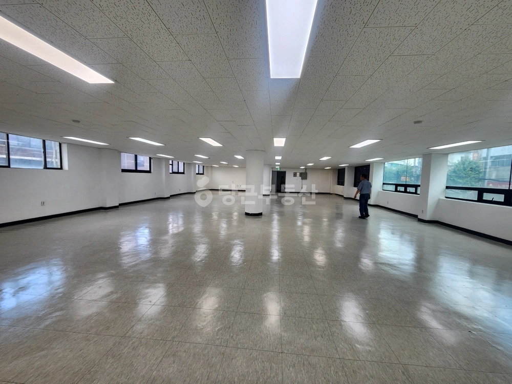 서울특별시 관악구 봉천동 상가 사진 1