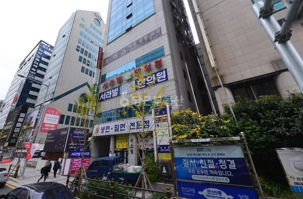 부산광역시 연제구 연산동 상가 사진 1