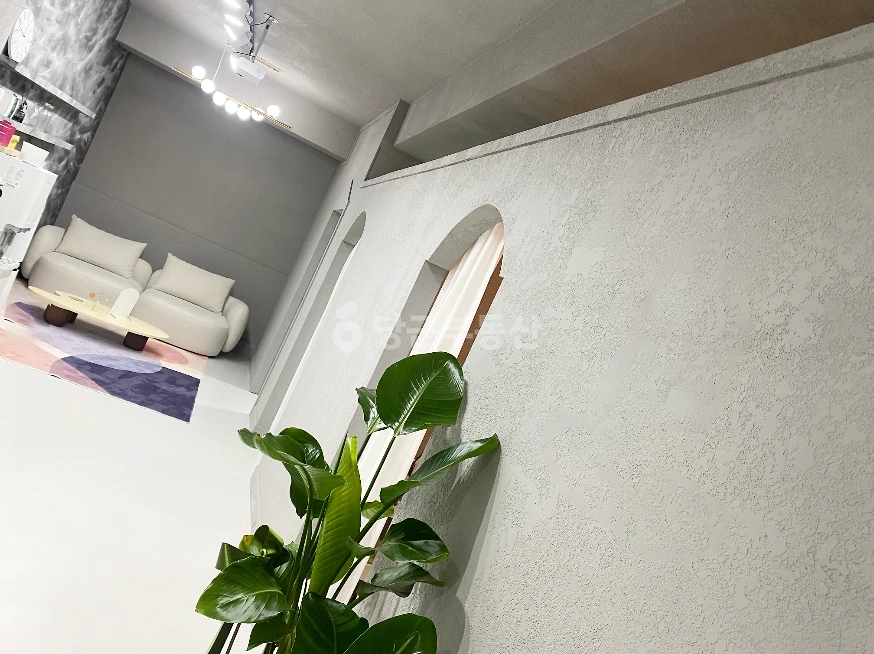 서울특별시 강남구 논현동 상가 사진 1