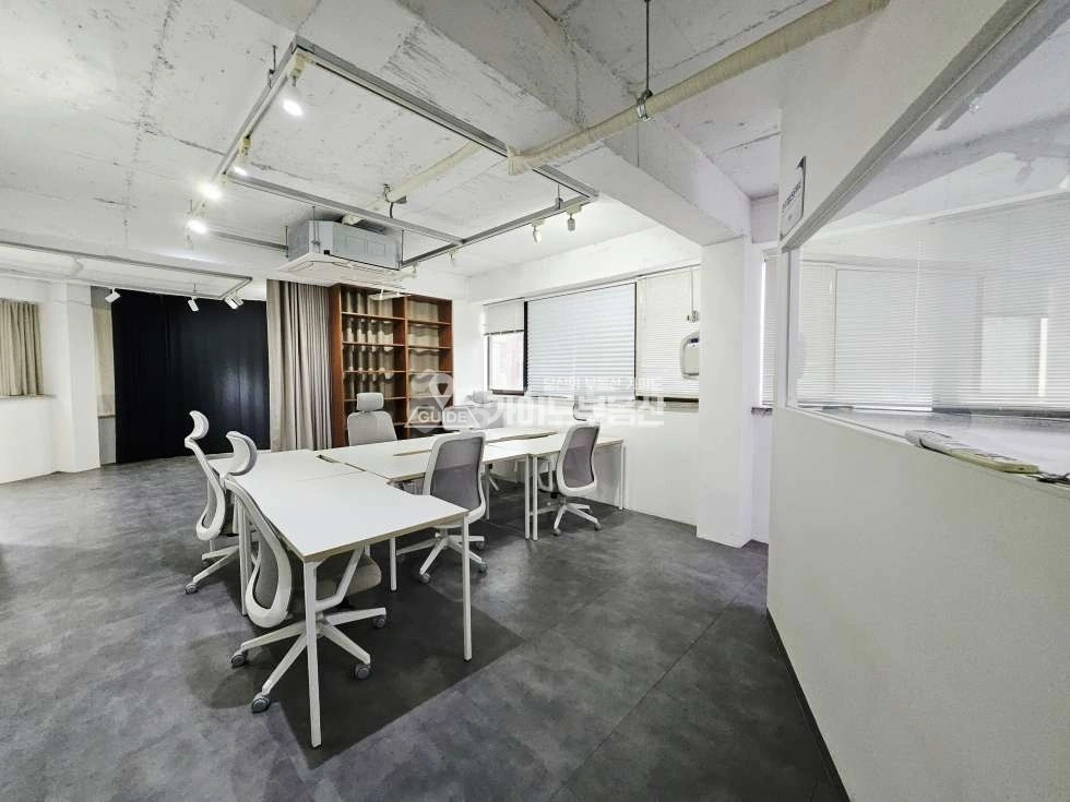 서울특별시 마포구 서교동 상가 사진 1