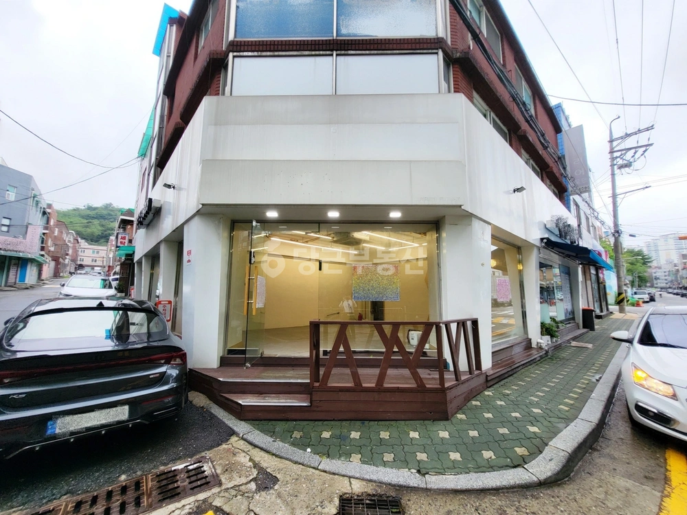 인천광역시 미추홀구 관교동 상가 사진 1