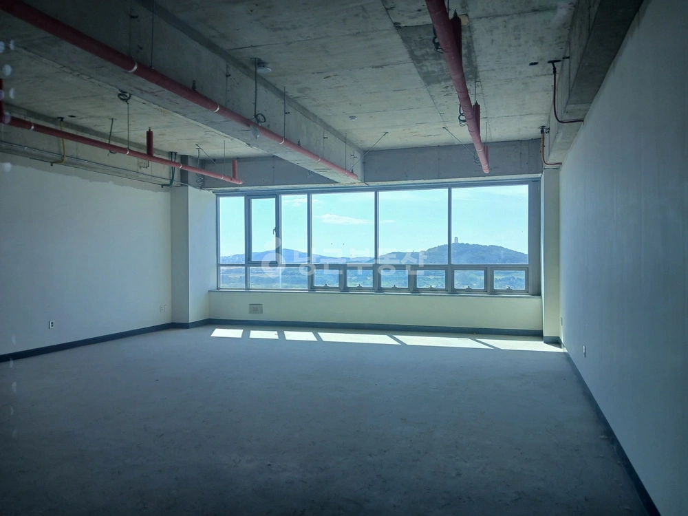 인천광역시 서해구 청라동 상가 사진 1