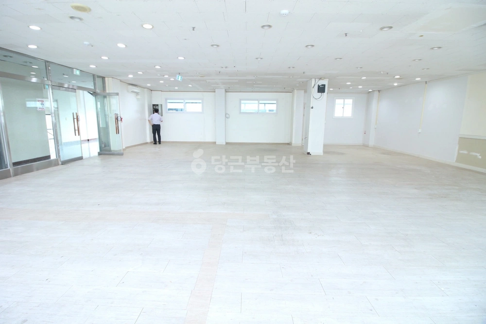 경기도 수원시 영통구 영통동 상가 사진 1