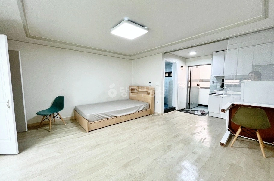서울특별시 강남구 역삼동 원룸 사진 1