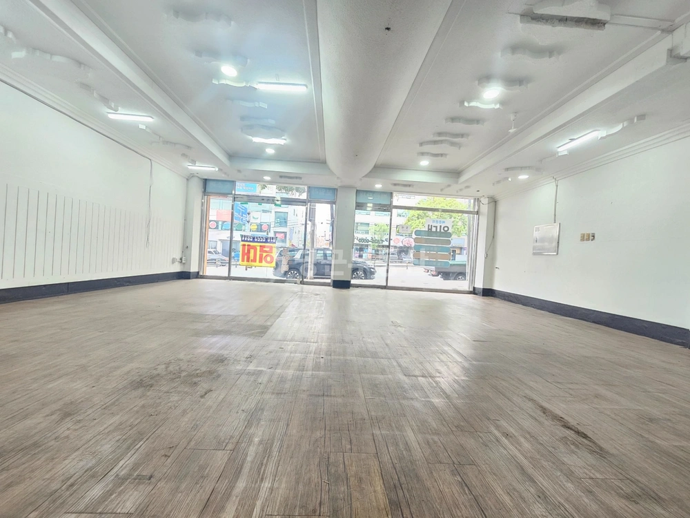 대구광역시 달서구 용산동 상가 사진 1