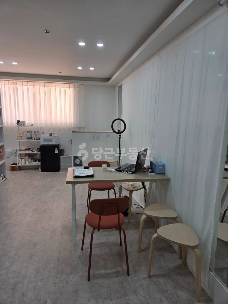 부산광역시 북구 화명동 상가 사진 1