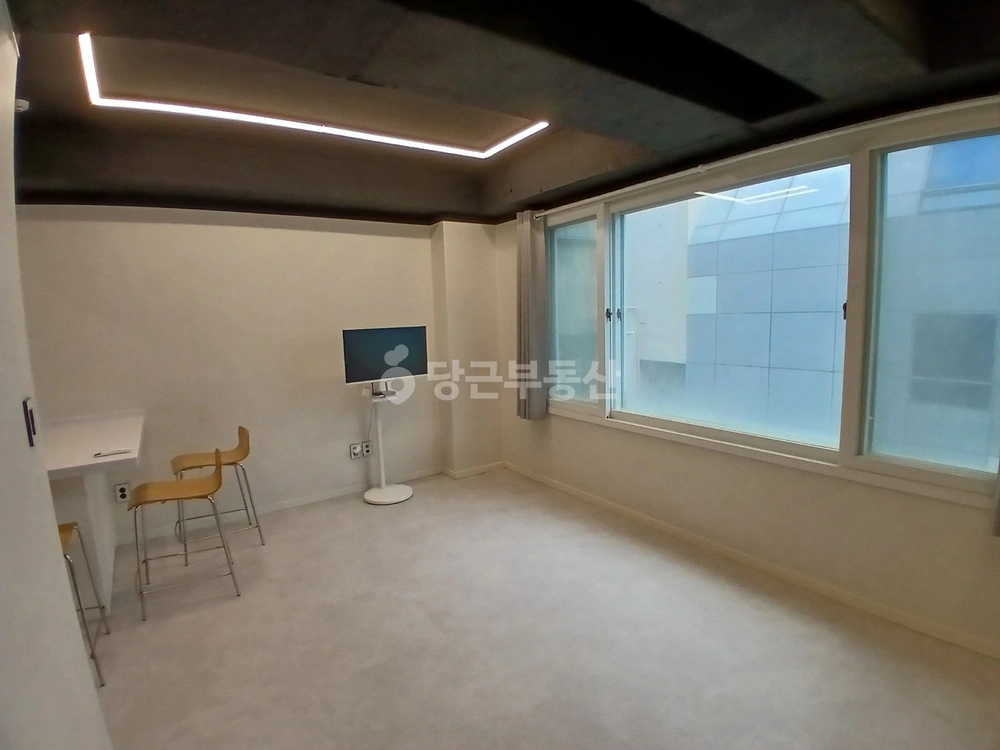 서울특별시 강남구 역삼동 원룸 사진 1
