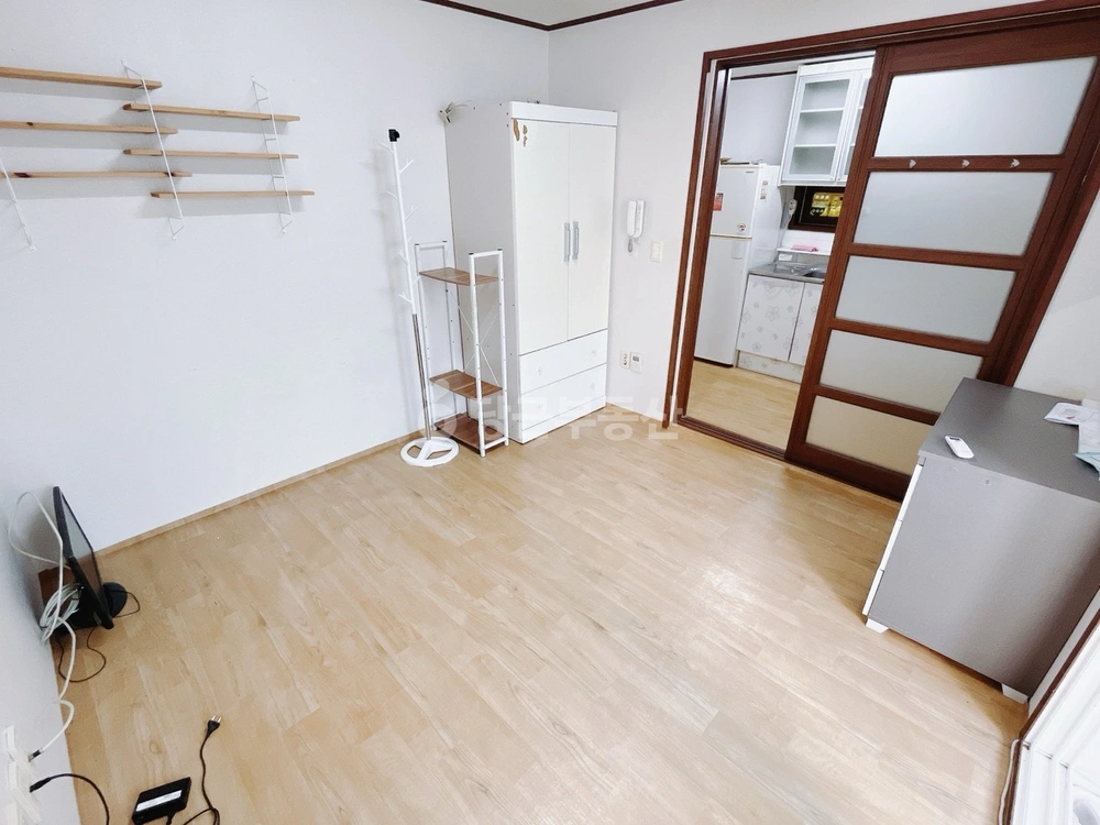 경상남도 진주시 상봉동 원룸 사진 1