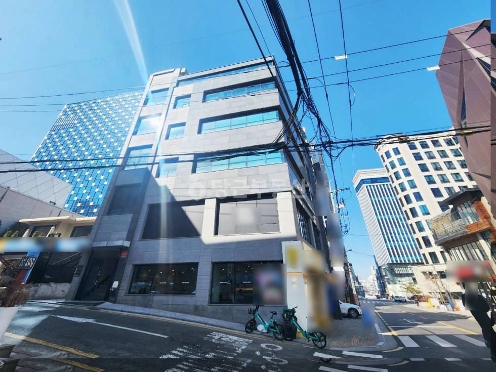 서울특별시 강남구 논현동 상가 사진 1
