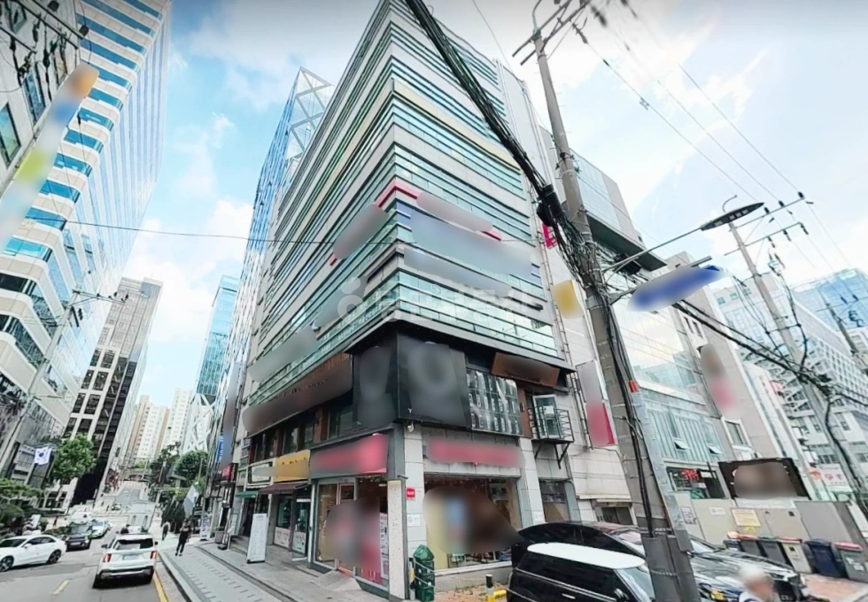 서울특별시 강남구 역삼동 상가 사진 1