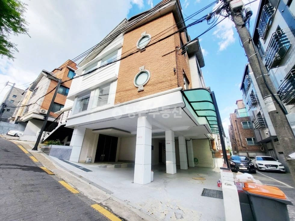 서울특별시 강남구 역삼동 상가 사진 1
