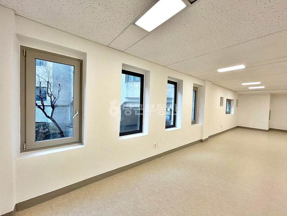 서울특별시 강남구 역삼동 상가 사진 1