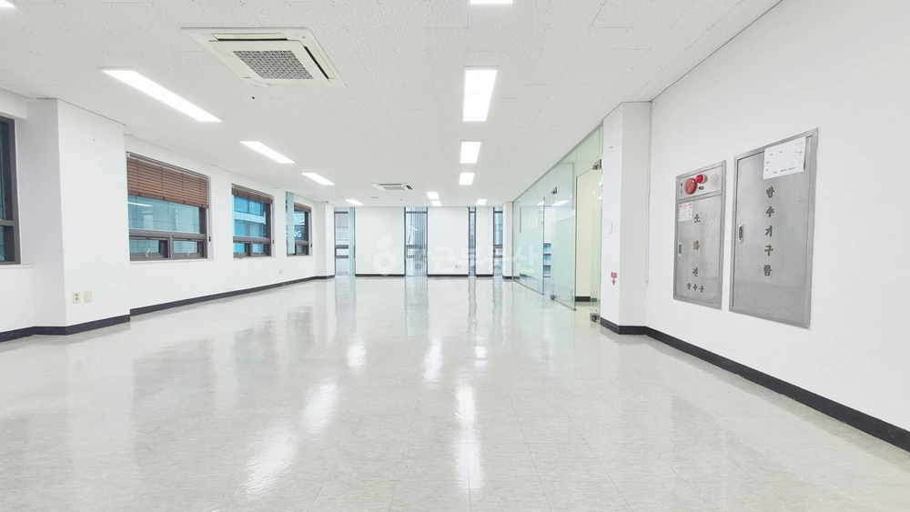 서울특별시 강남구 역삼동 사무실 사진 1
