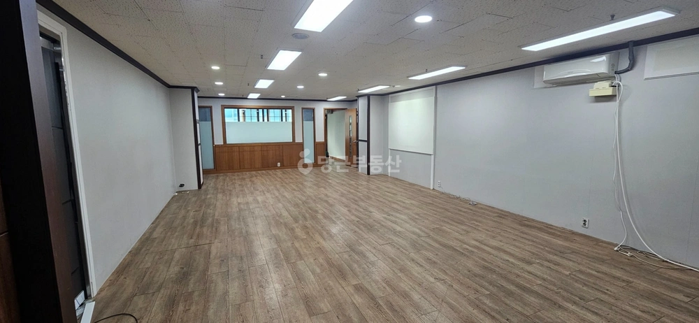 경기도 고양시 일산동구 장항동 사무실 사진 1