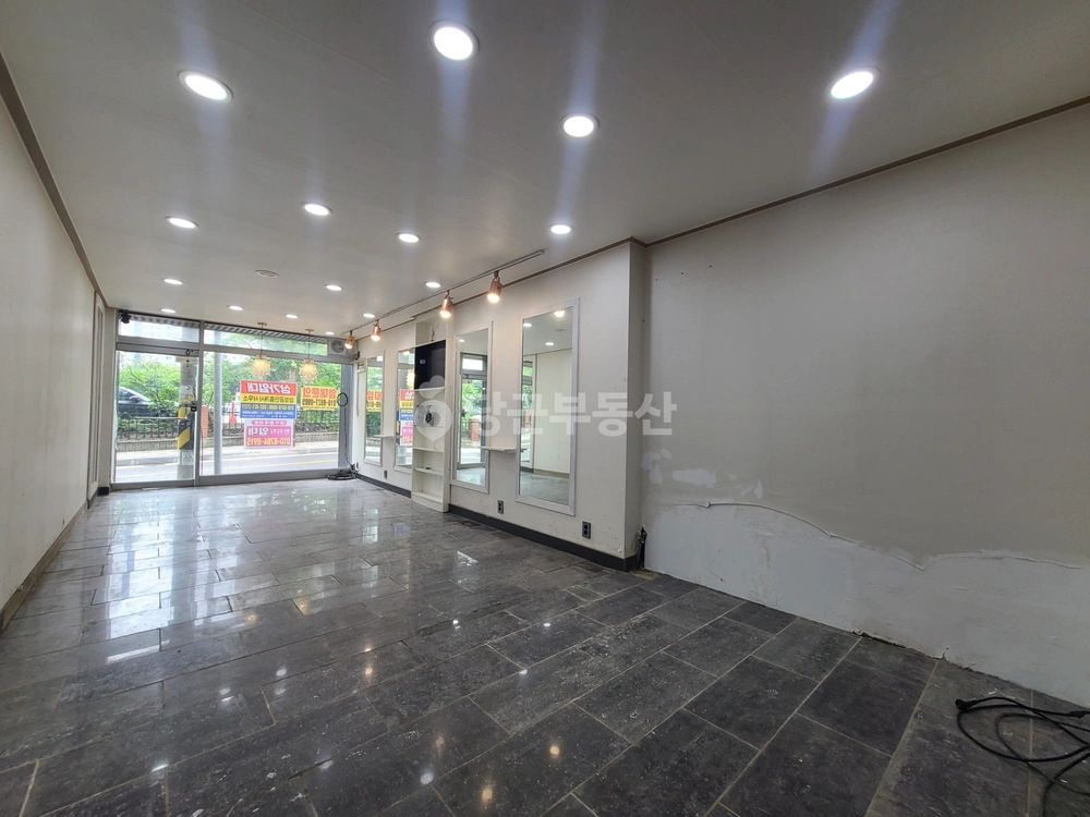 인천광역시 미추홀구 관교동 상가 사진 1