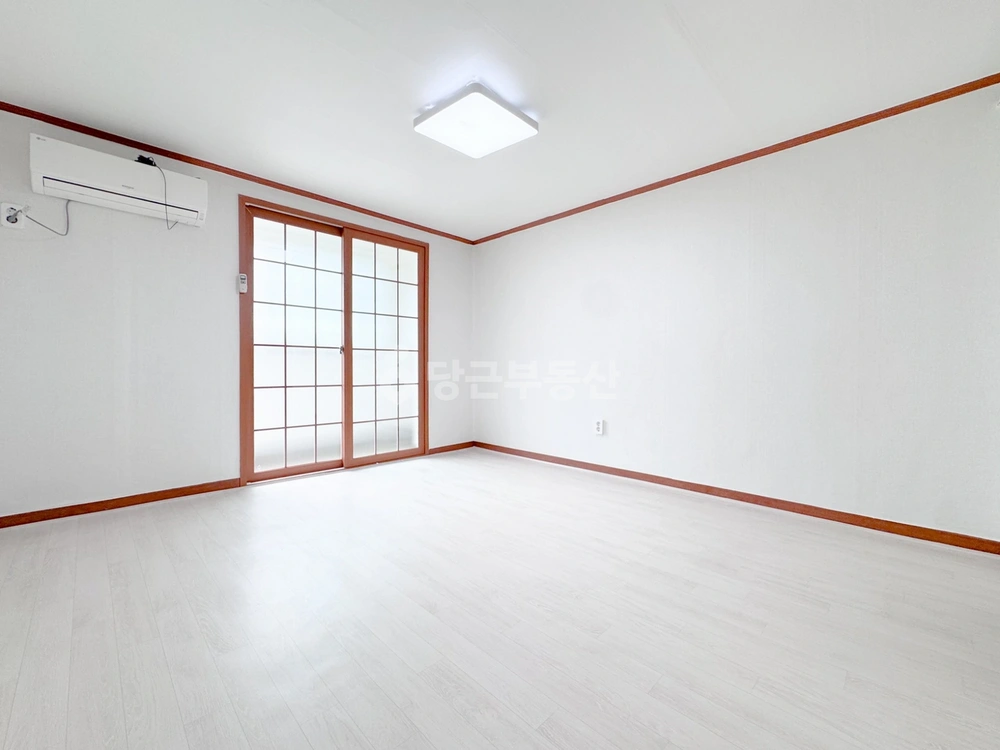 대전광역시 서구 탄방동 원룸 사진 1