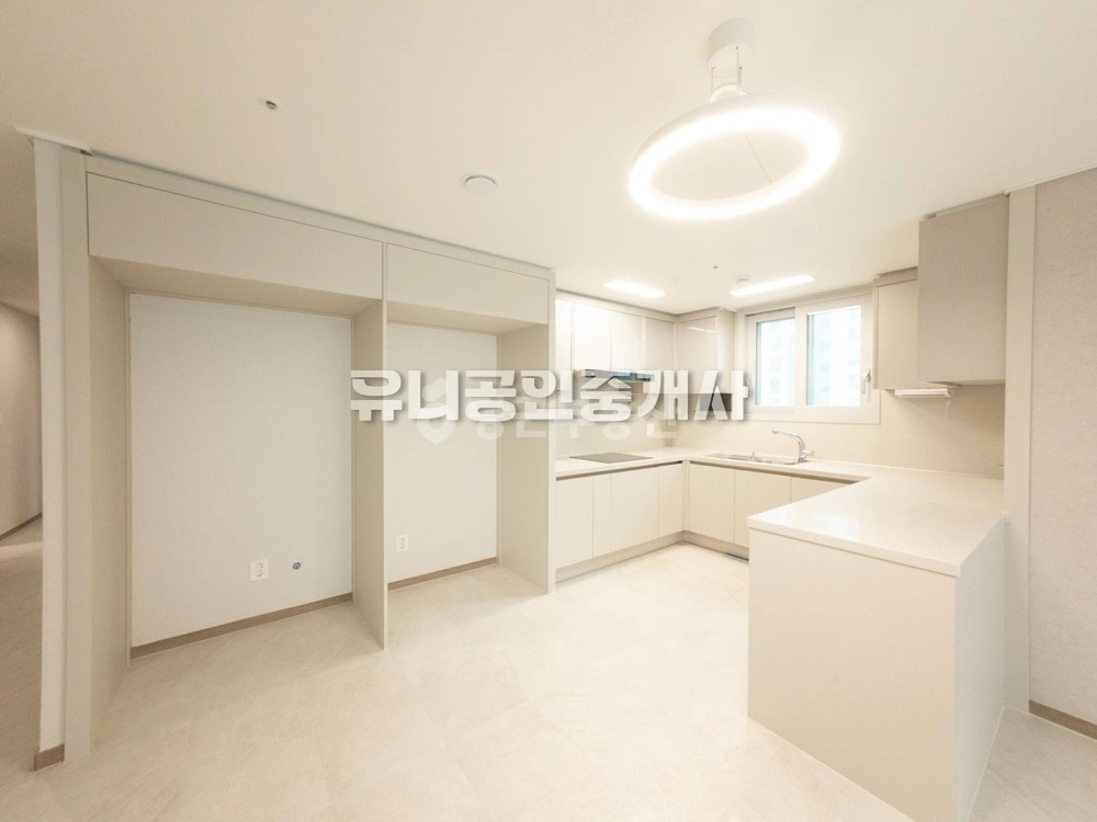 전남광주통합특별시 북구 우산동 아파트 사진 1