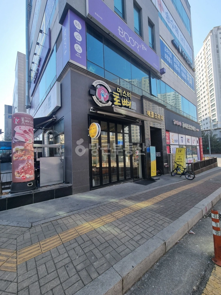 경기도 파주시 목동동 상가 사진 1