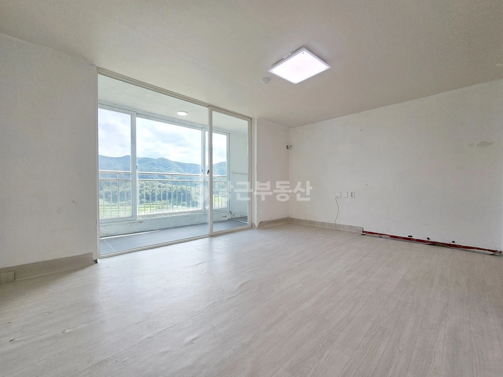 충청남도 아산시 배방읍 아파트 사진 1