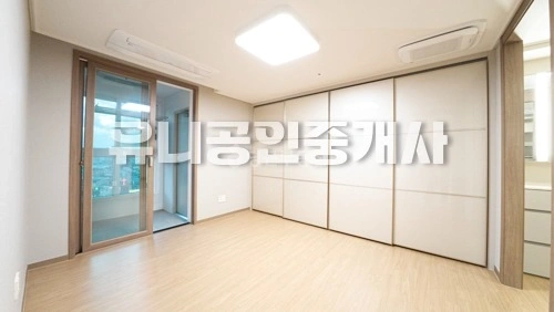전남광주통합특별시 북구 우산동 아파트 사진 1