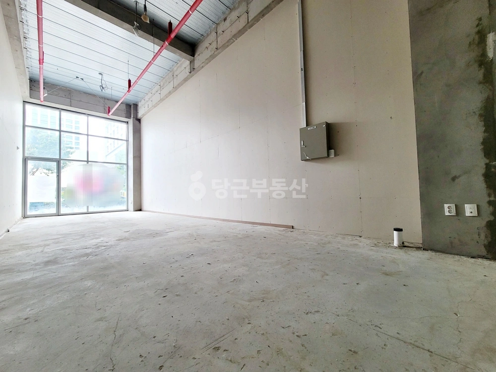 부산광역시 강서구 명지동 상가 사진 1