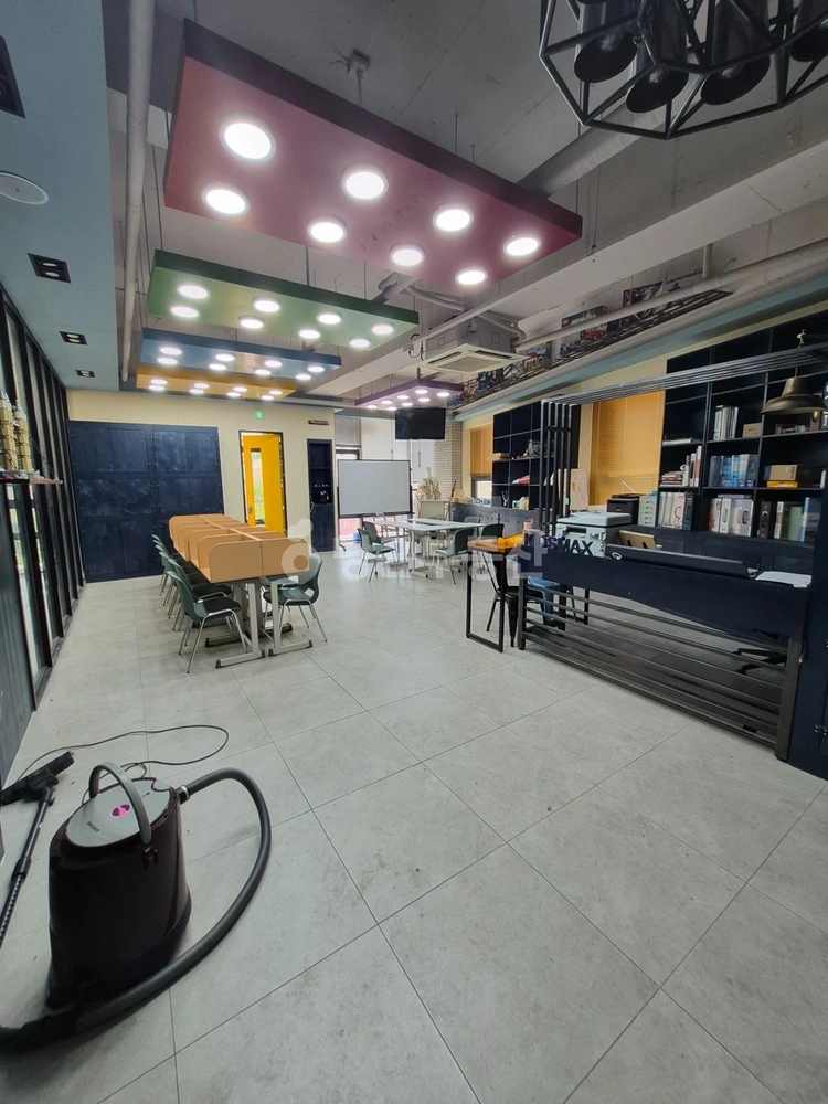 전남광주통합특별시 북구 용봉동 상가 사진 1