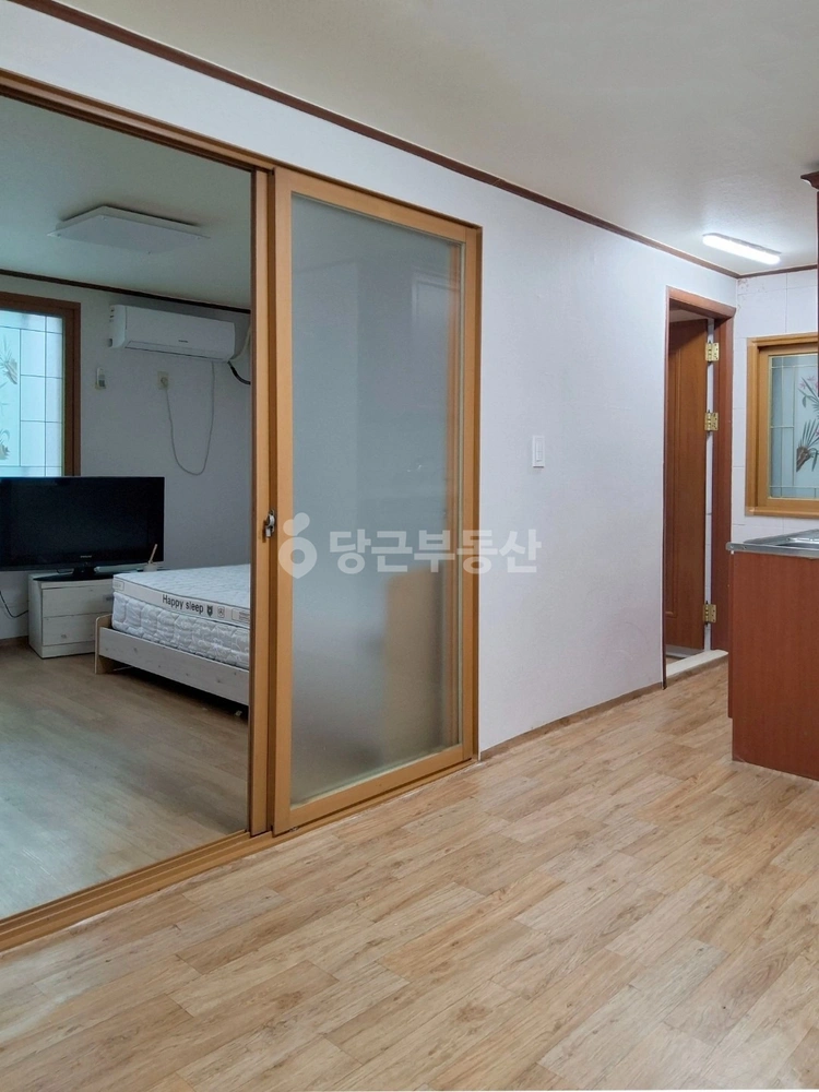 대전광역시 서구 만년동 원룸 사진 1