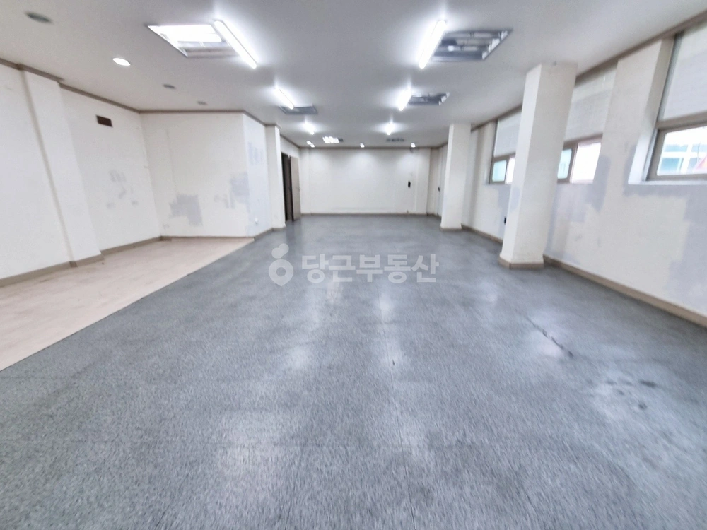 전북특별자치도 익산시 남중동 상가 사진 1