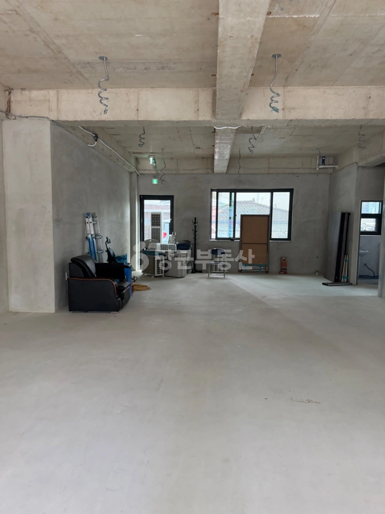 전남광주통합특별시 동구 지산동 상가 사진 1