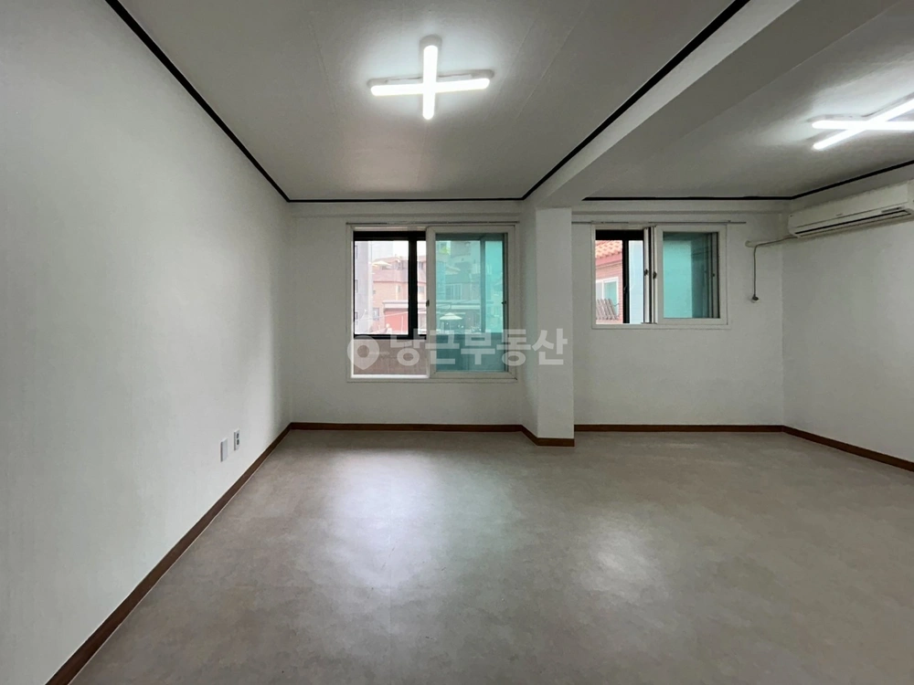 서울특별시 마포구 동교동 상가 사진 1