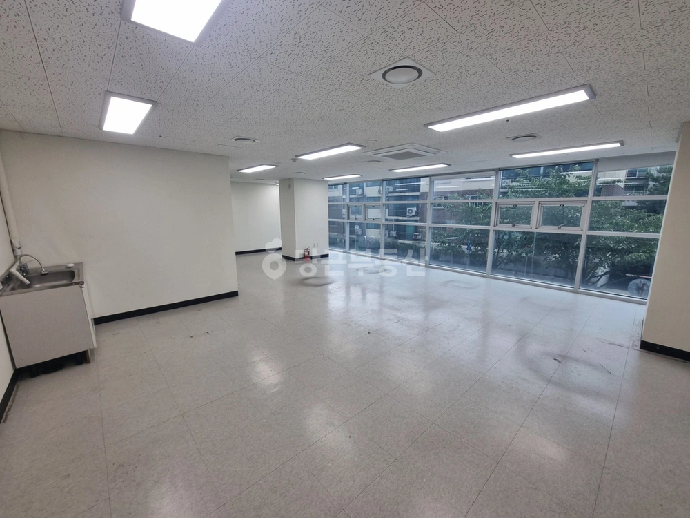 서울특별시 마포구 성산동 사무실 사진 1