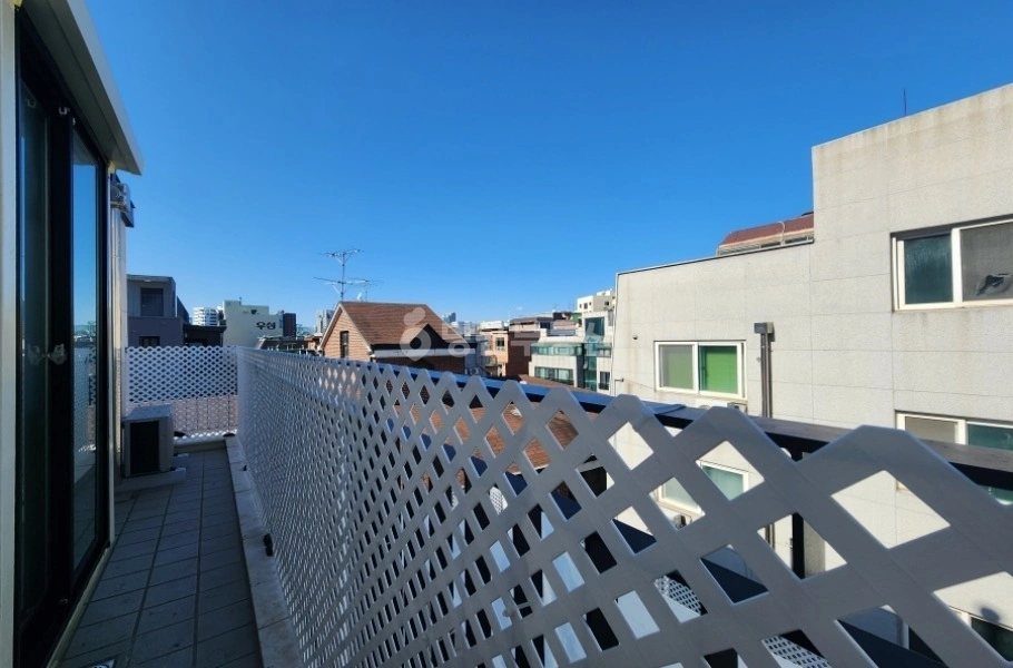 서울특별시 강남구 논현동 원룸 사진 1