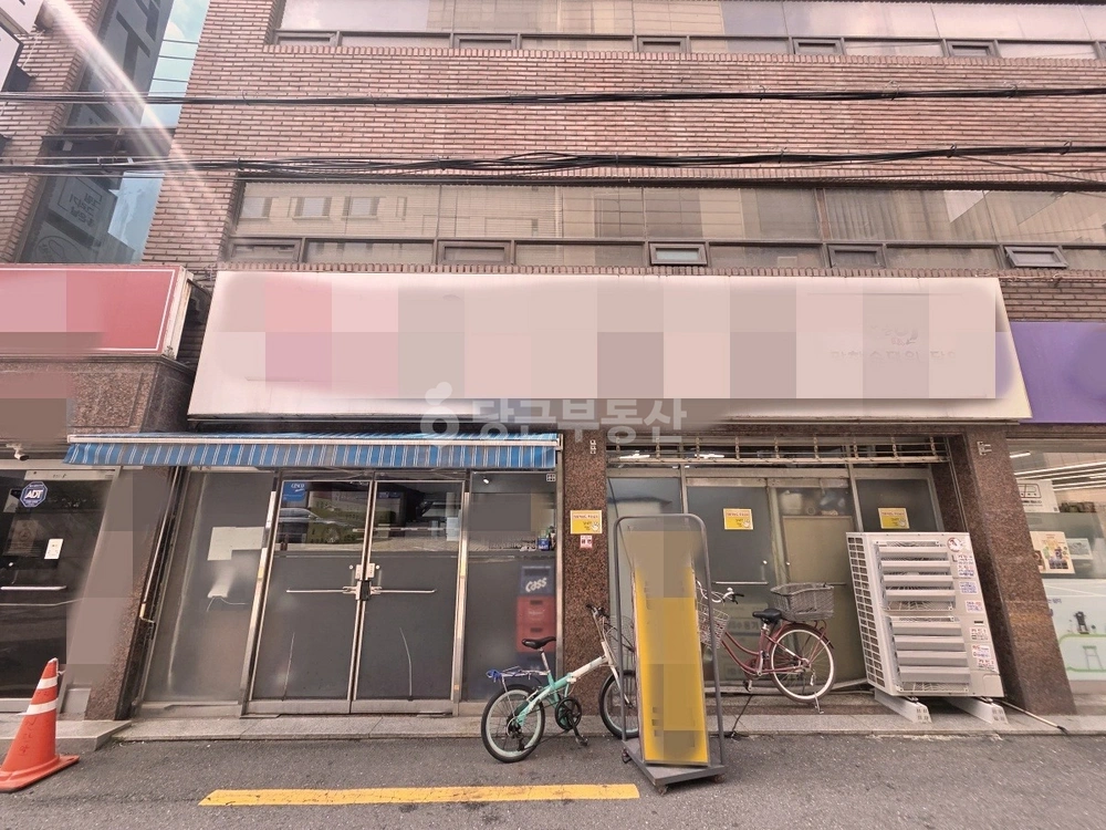 서울특별시 마포구 서교동 상가 사진 1