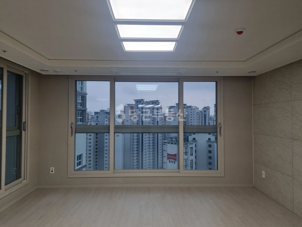 전남광주통합특별시 북구 운암동 아파트 사진 1