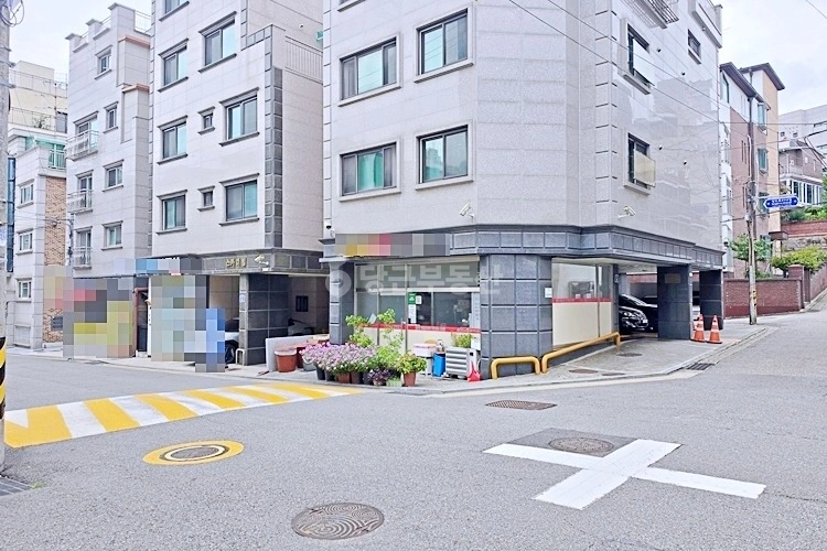 서울특별시 동작구 상도1동 상가 사진 1