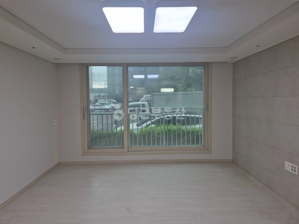 전북특별자치도 군산시 대명동 아파트 사진 1