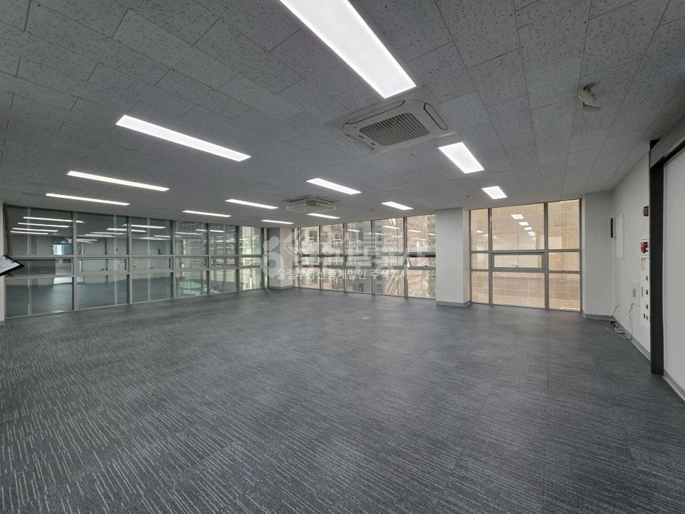 서울특별시 강남구 역삼동 사무실 사진 1