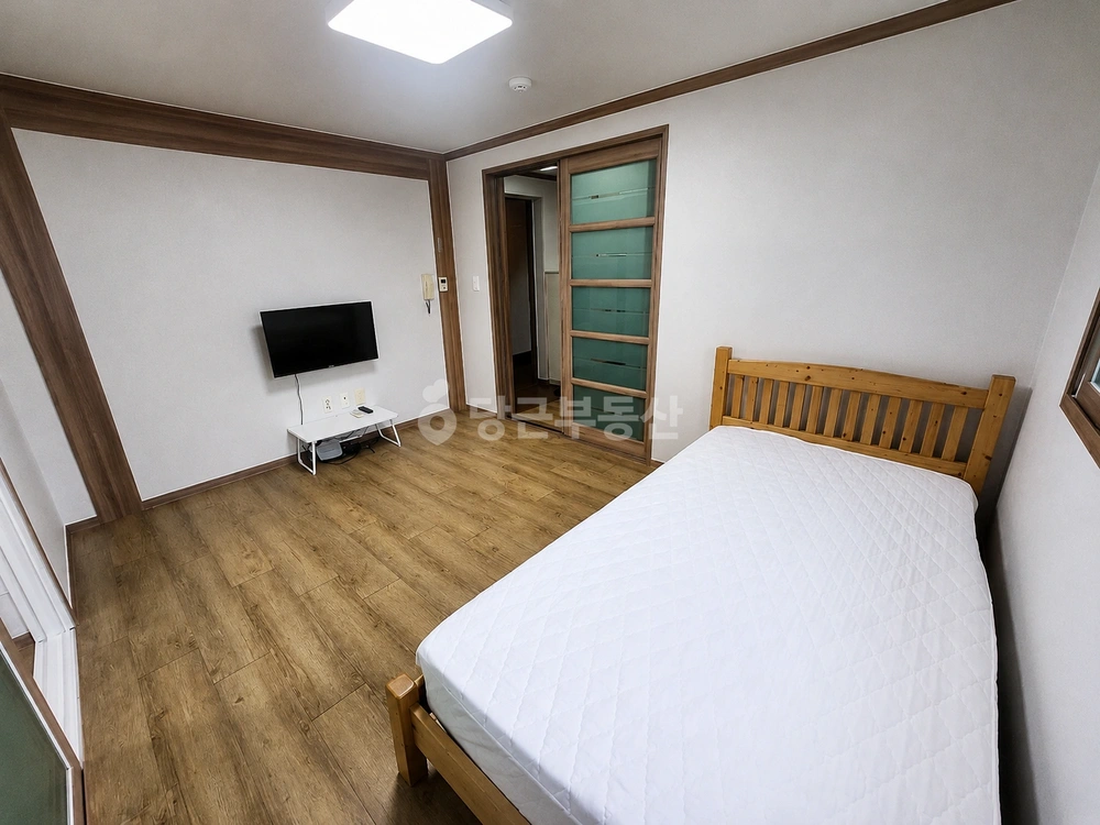 대전광역시 중구 대사동 원룸 사진 1
