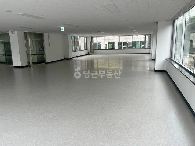 경기도 파주시 와동동 상가 사진 1