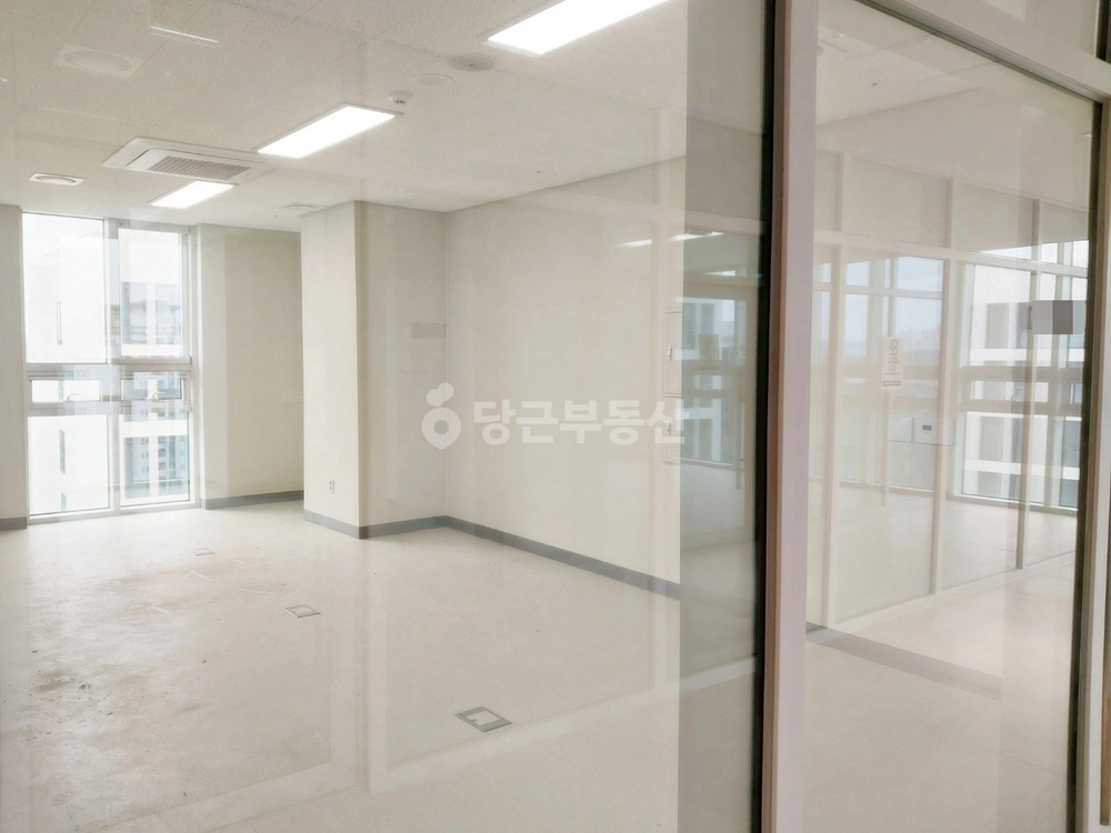 경기도 수원시 팔달구 인계동 사무실 사진 1