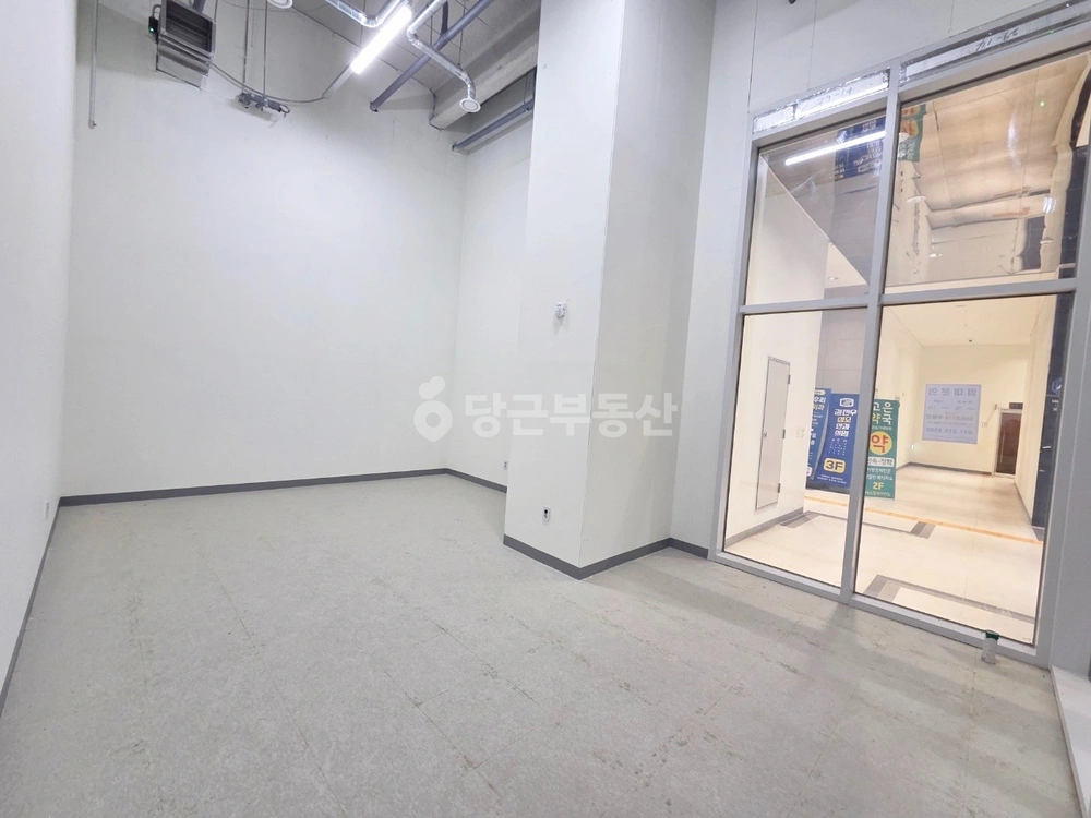 경기도 수원시 팔달구 인계동 상가 사진 1