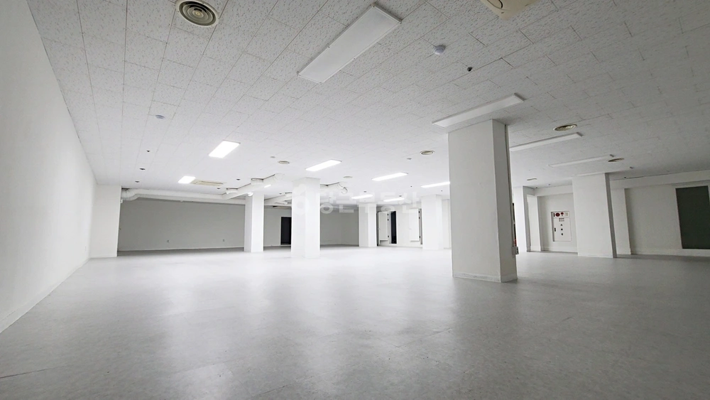 서울특별시 강남구 역삼동 사무실 사진 1