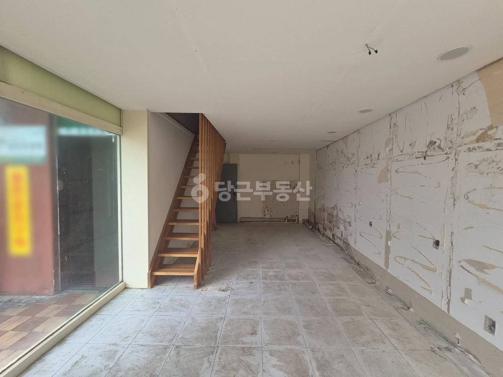 충청남도 천안시 서북구 백석동 상가 사진 1