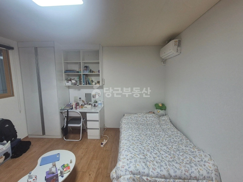 서울특별시 서대문구 창천동 원룸 사진 1