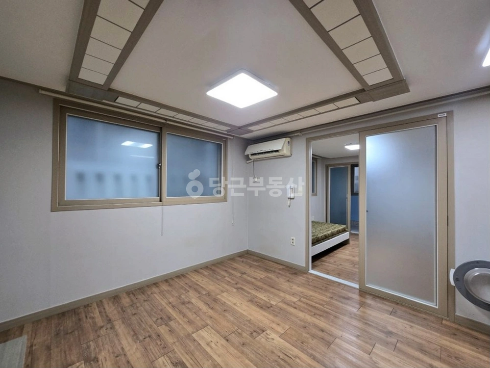 대전광역시 서구 탄방동 원룸 사진 1