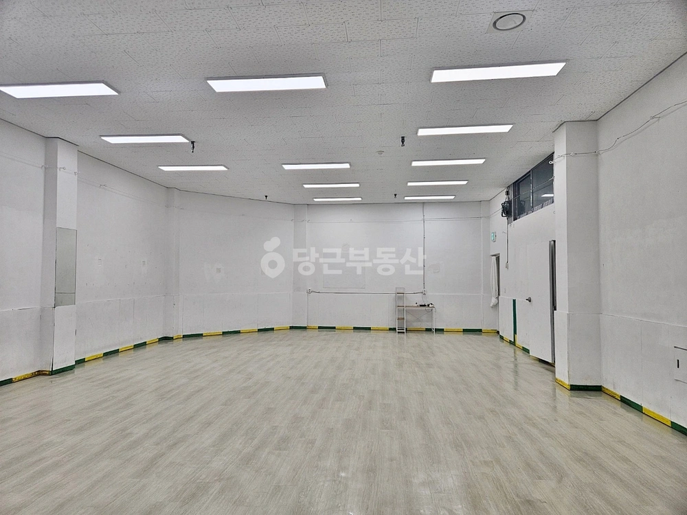 충청남도 천안시 서북구 불당동 상가 사진 1