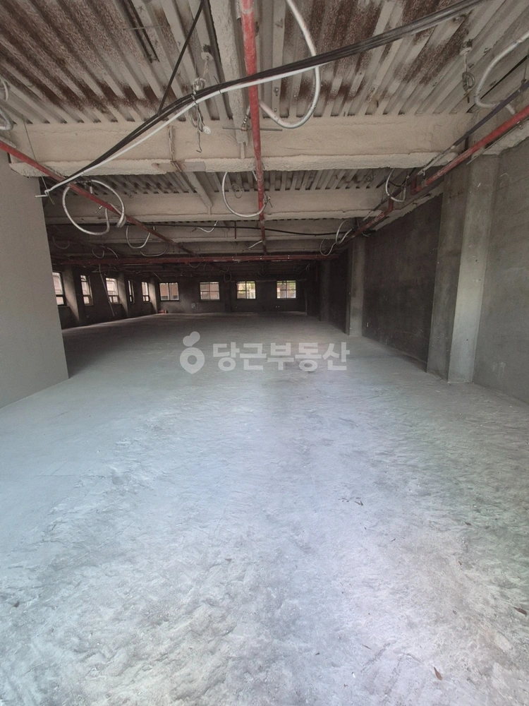 대구광역시 달서구 월성동 상가 사진 1