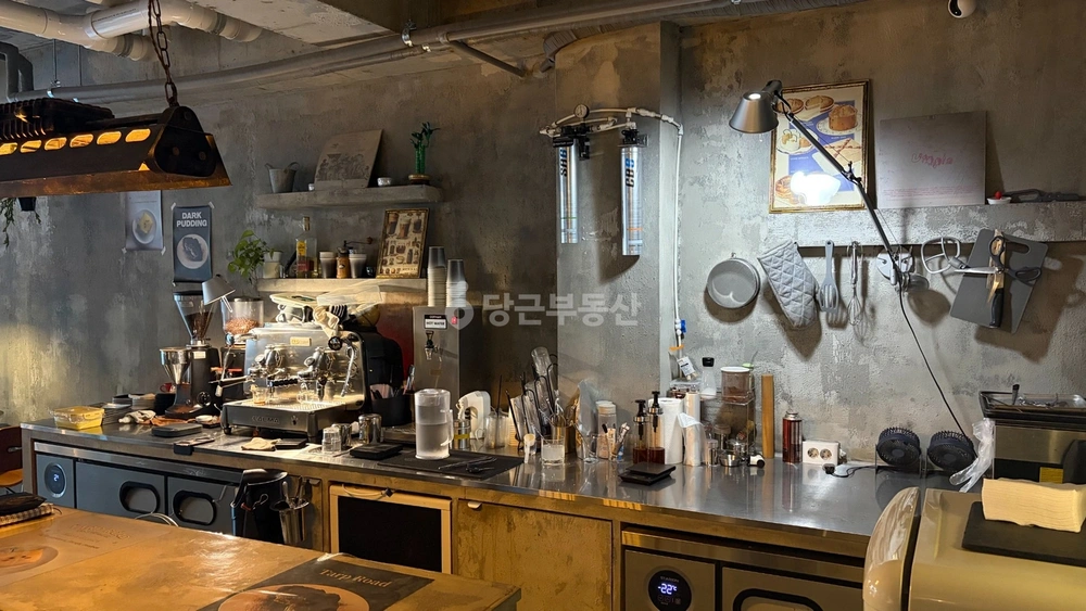 대전광역시 서구 탄방동 상가 사진 1