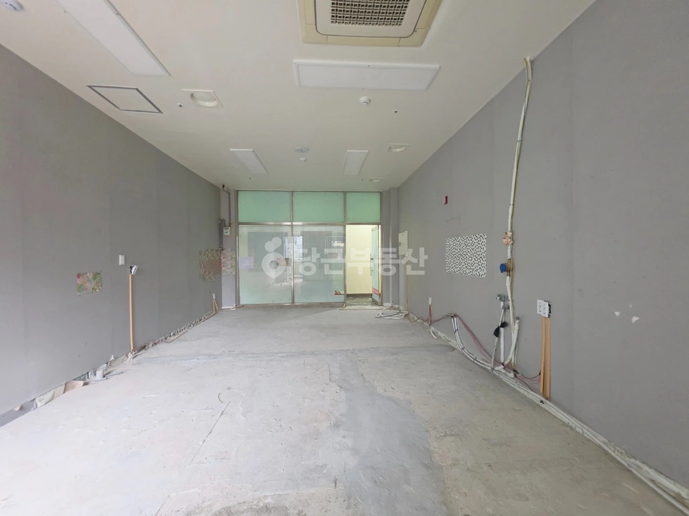 충청남도 천안시 서북구 불당동 상가 사진 1